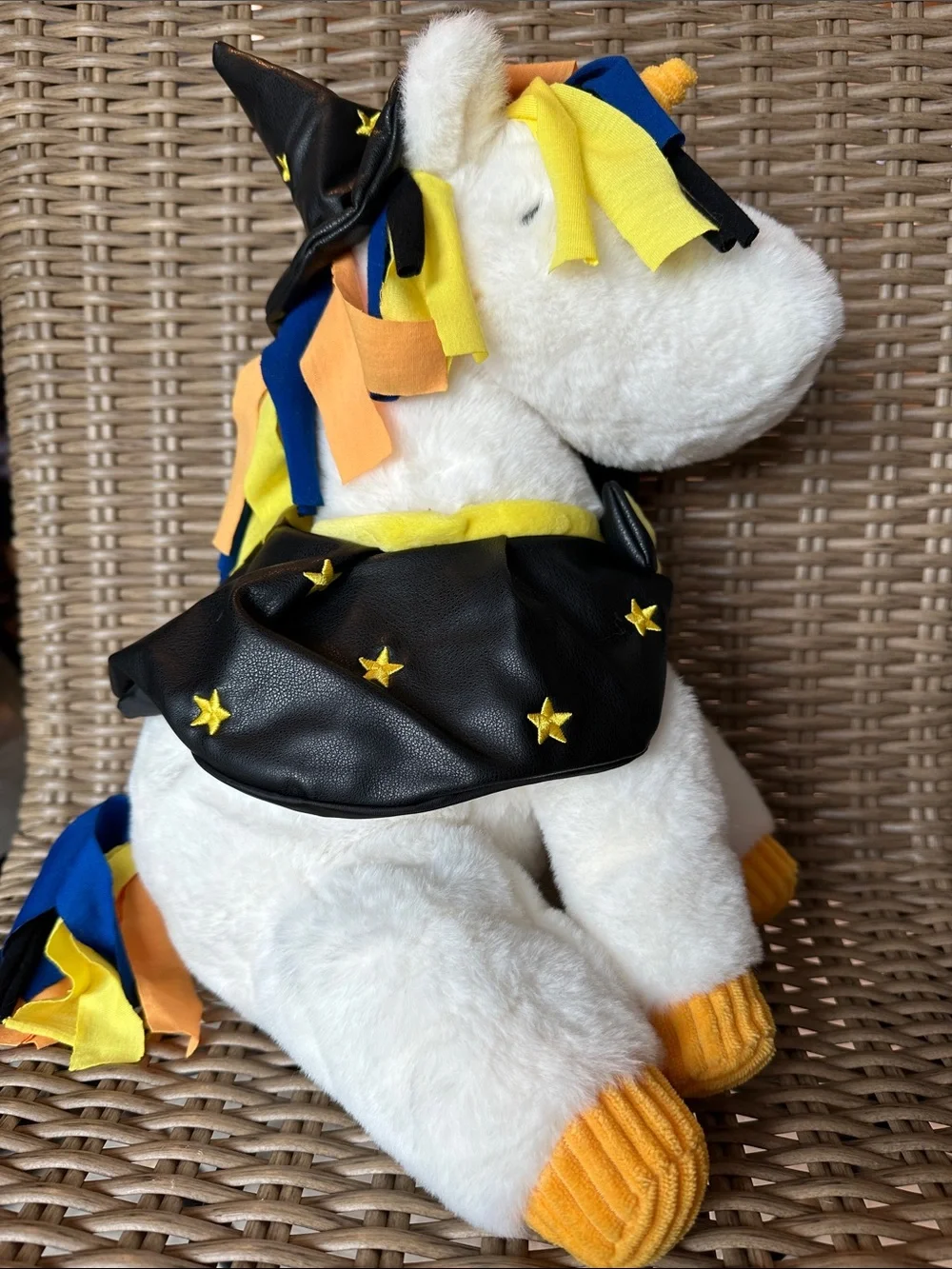 Giggle Scape White Unicorn Witch Costume Plush for Kids - Yellow & Black